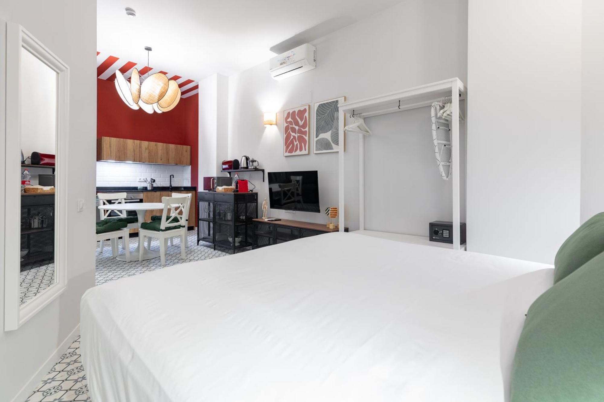 The Little Village Apartments บาเลนเซีย ภายนอก รูปภาพ