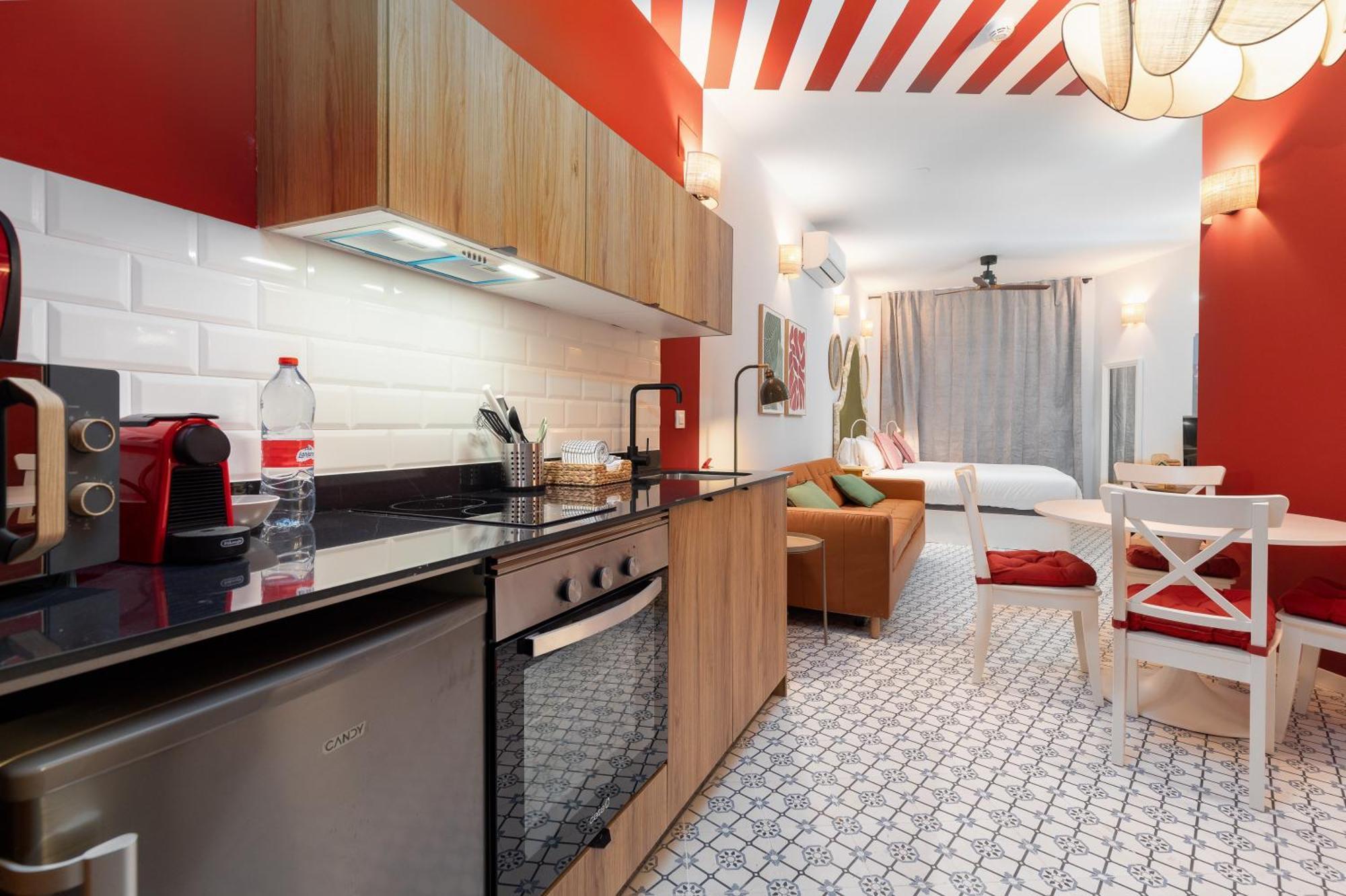 The Little Village Apartments บาเลนเซีย ภายนอก รูปภาพ