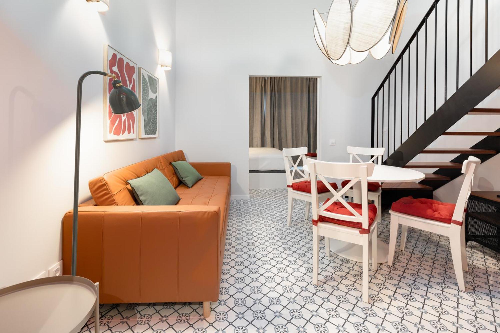 The Little Village Apartments บาเลนเซีย ภายนอก รูปภาพ