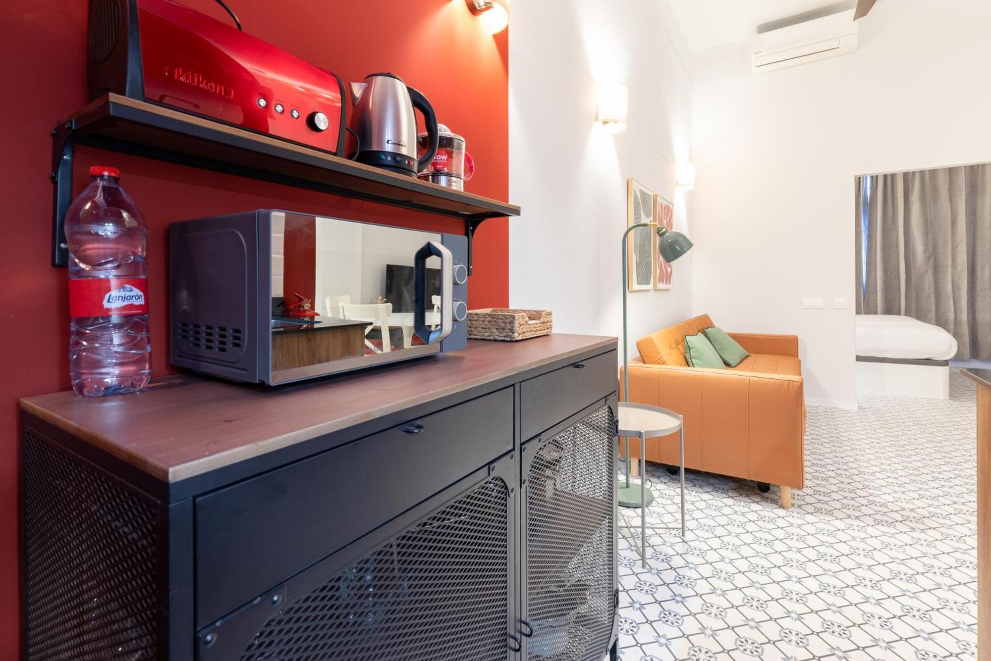 The Little Village Apartments บาเลนเซีย ภายนอก รูปภาพ